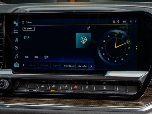 Used 2023 Chevrolet Silverado 1500 RST image 25