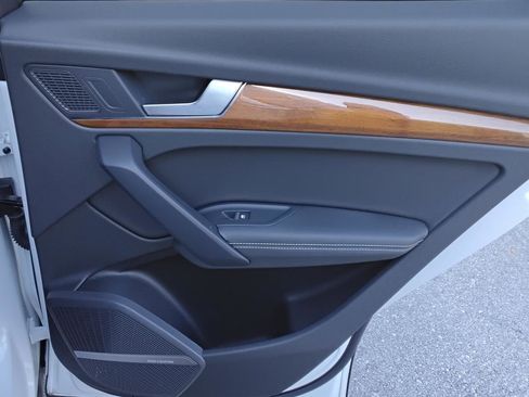 Certified 2023 Audi Q5 2.0T Premium Plus w/ Premium Plus Package image 24