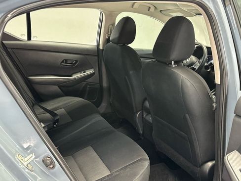 Used 2025 Nissan Sentra SV FWD image 7