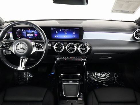 Certified 2024 Mercedes-Benz CLA 250 image 8