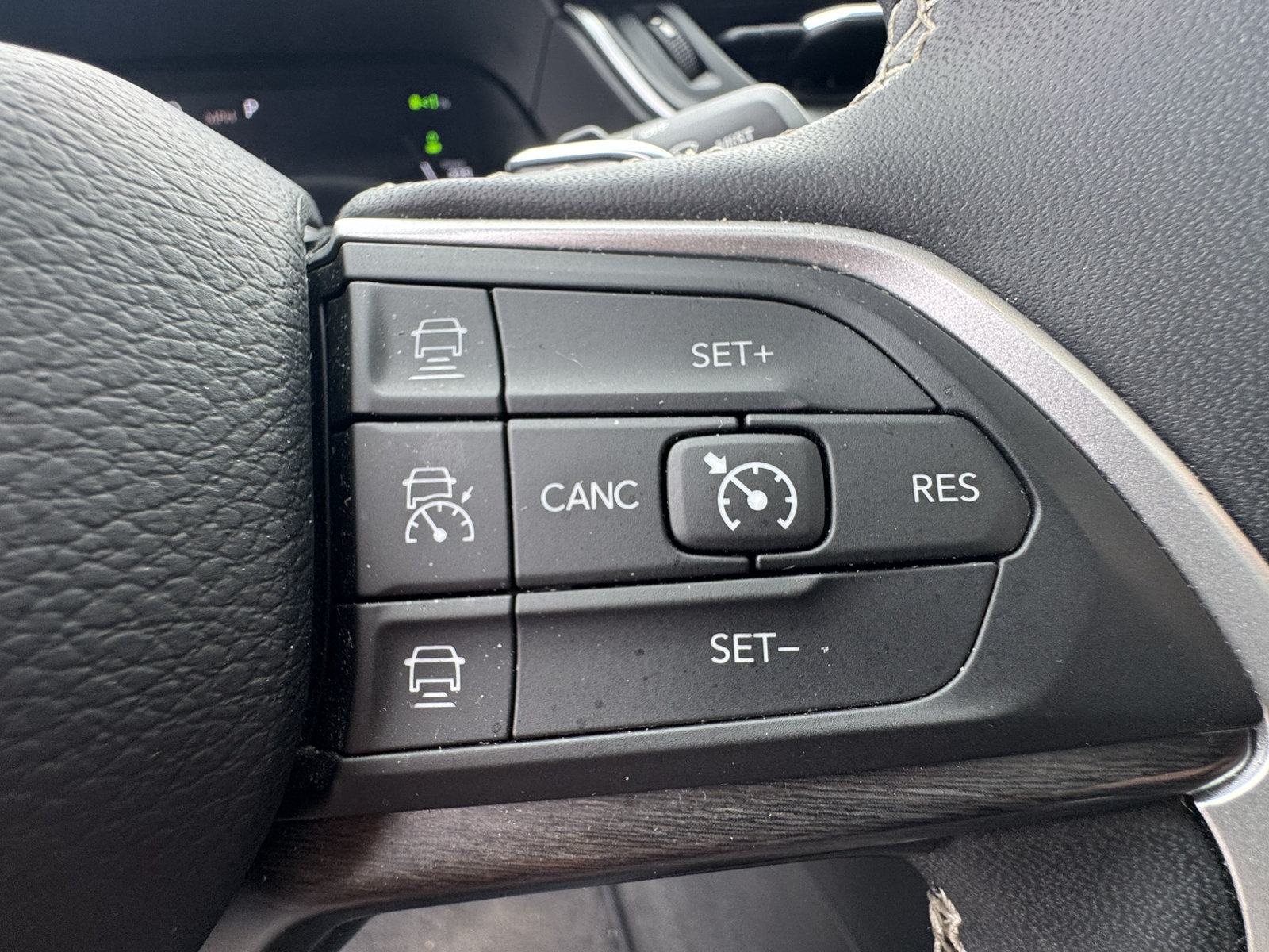 Used 2024 Jeep Grand Cherokee Limited 4xe AWD/4WD image 35
