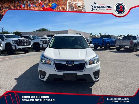 Used 2020 Subaru Forester Premium AWD/4WD image 3