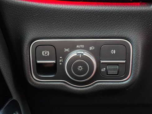 Used 2025 Mercedes-Benz G 550 G 550 image 29