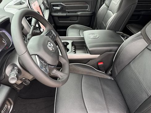 New 2026 RAM 2500 Laramie AWD/4WD image 20