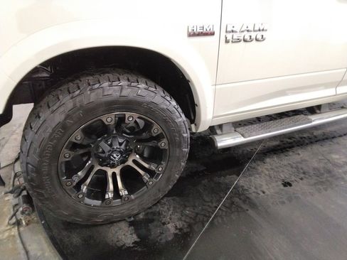 Used 2017 RAM 1500 Laramie w/ Convenience Group image 43