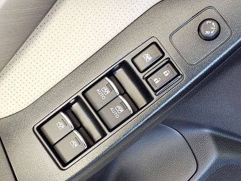 Used 2018 Subaru Forester 2.5i Limited image 13