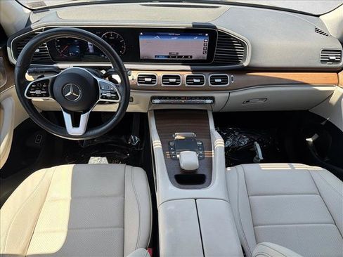 Used 2021 Mercedes-Benz GLE 350 4MATIC image 24
