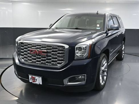 Used 2020 GMC Yukon Denali w/ Denali Ultimate Package AWD/4WD image 12