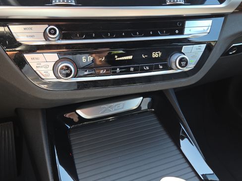 Used 2021 BMW X3 xDrive30i w/ Premium Package AWD/4WD image 25
