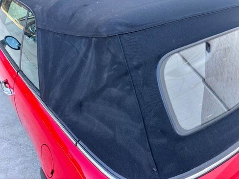 Used 2005 MINI Cooper Convertible image 16