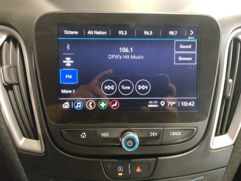 Used 2024 Chevrolet Malibu LT FWD image 25