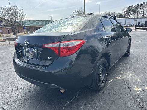 Used 2015 Toyota Corolla LE image 8