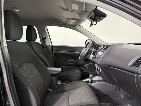 Used 2024 Mitsubishi Outlander Sport ES image 10