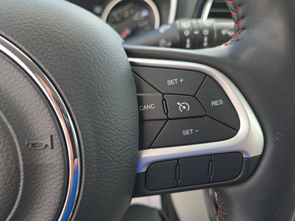 Used 2019 Jeep Compass Limited w/ Safety & Security Group AWD/4WD image 31
