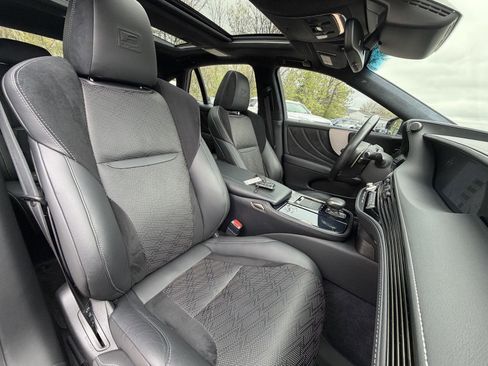 Used 2018 Lexus LS 500 F Sport RWD image 36