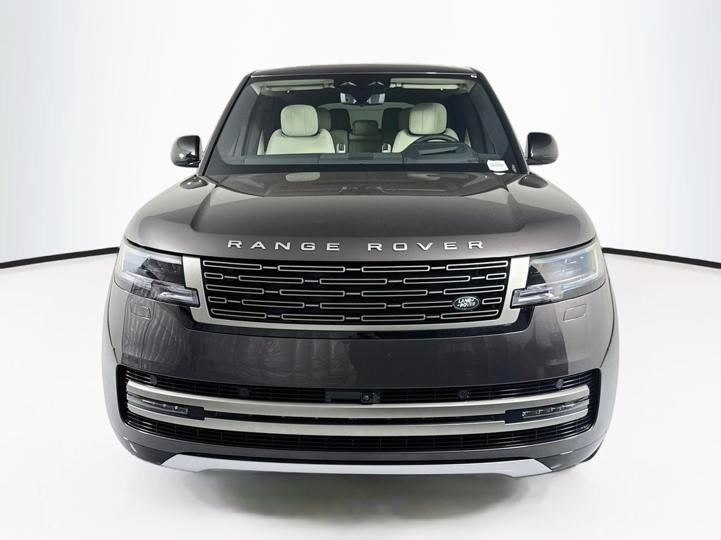 New 2026 Land Rover Range Rover Long Wheelbase SE AWD/4WD image 2