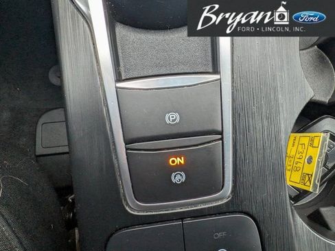 Used 2023 Ford Escape Active image 28