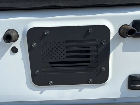 Used 2018 Jeep Wrangler Unlimited Sport AWD/4WD image 25