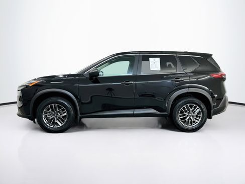 Used 2023 Nissan Rogue S AWD/4WD image 4