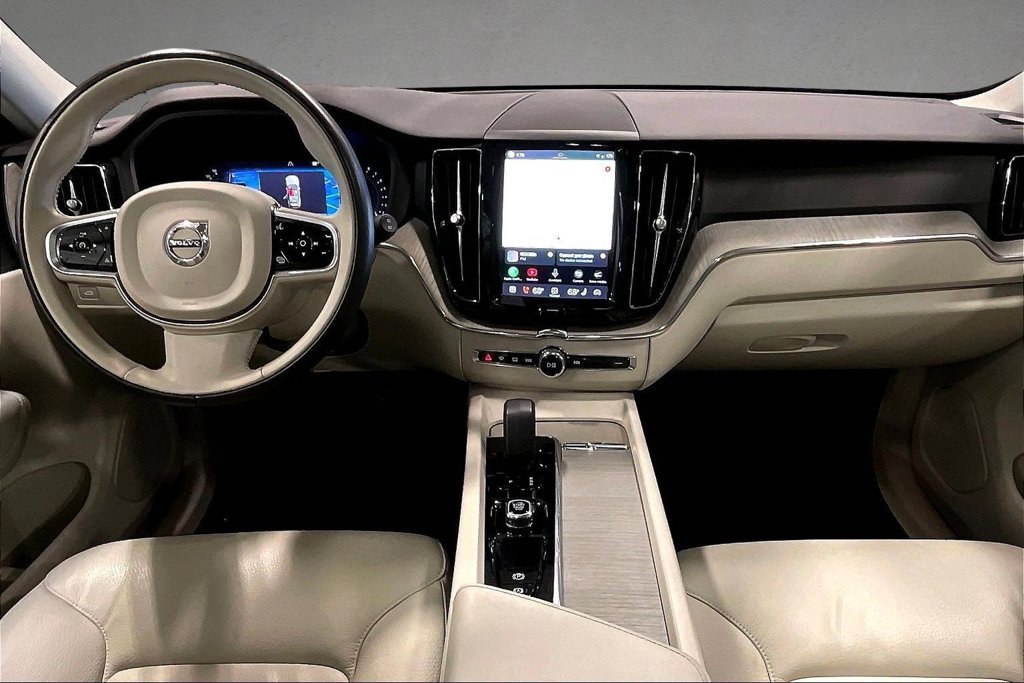 Certified 2023 Volvo XC60 B5 Plus w/ Climate Package AWD/4WD image 8