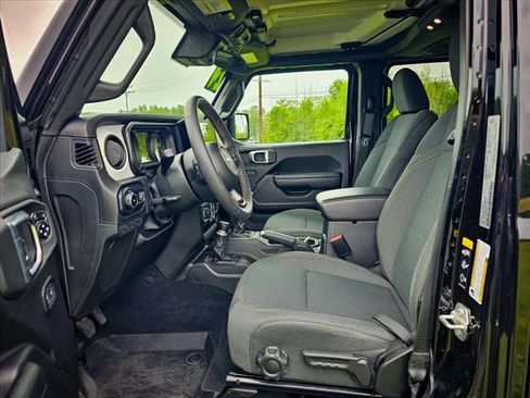 Certified 2024 Jeep Wrangler Sport S image 12