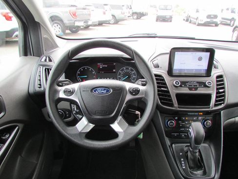 Used 2023 Ford Transit Connect XLT FWD image 17