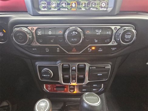 Used 2020 Jeep Gladiator Rubicon image 22