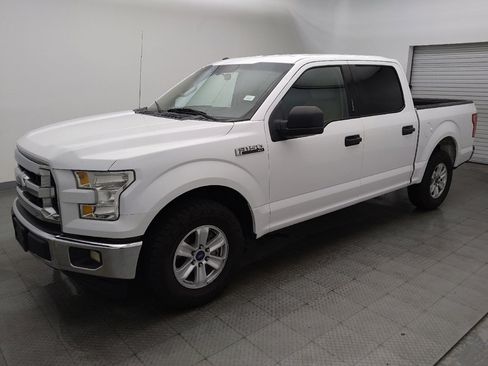 Used 2017 Ford F150 XLT RWD image 2