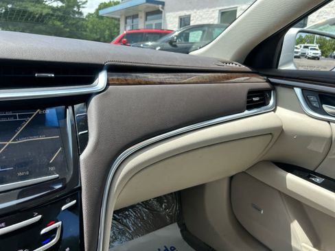 Used 2013 Cadillac XTS Premium AWD/4WD image 22