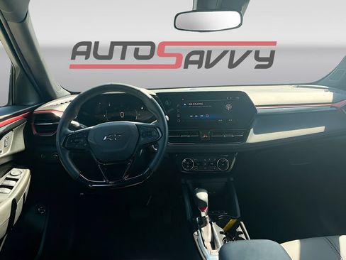Used 2024 Chevrolet TrailBlazer RS w/ Convenience Package FWD image 23