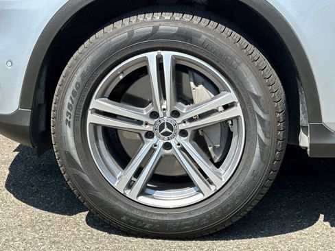 Used 2021 Mercedes-Benz GLC 300 image 13