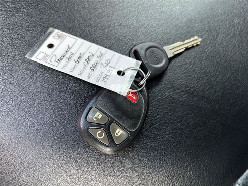 Used 2011 GMC Sierra 2500 SLE w/ SLE Preferred Package image 29