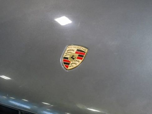 Used 2018 Porsche Macan Sport Edition AWD/4WD image 80