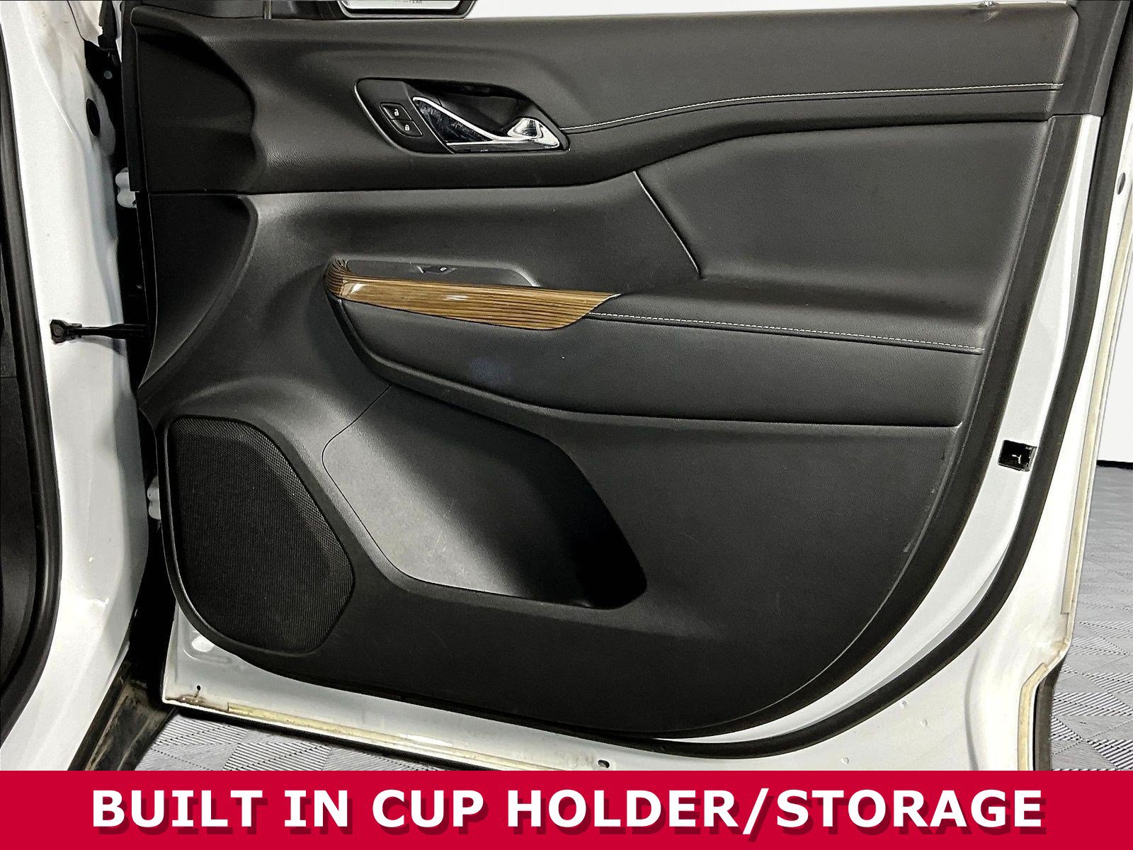 Used 2021 GMC Acadia SLE w/ LPO, Floor Liner Package FWD image 27