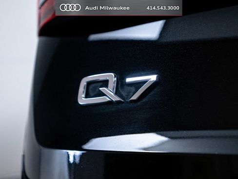 Used 2023 Audi Q7 3.0T Premium Plus w/ Premium Plus Package AWD/4WD image 13