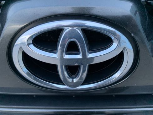 Used 2007 Toyota 4Runner Limited image 19