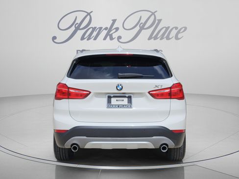 Used 2018 BMW X1 sDrive28i FWD image 4