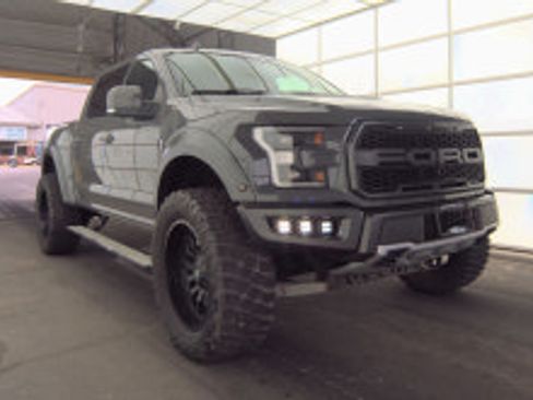 Used 2020 Ford F150 Raptor w/ Equipment Group 802A Luxury AWD/4WD image 2