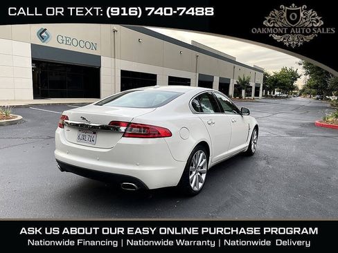 Used 2010 Jaguar XF Premium RWD image 8