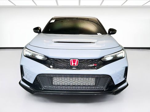 Used 2025 Honda Civic Type R image 2