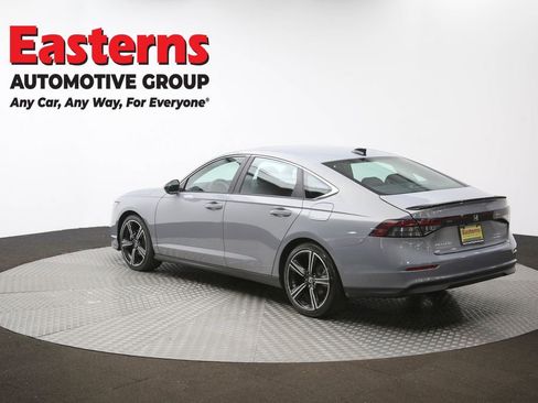Used 2025 Honda Accord Sport image 61