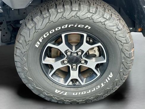Used 2021 Jeep Wrangler Unlimited Rubicon AWD/4WD image 31