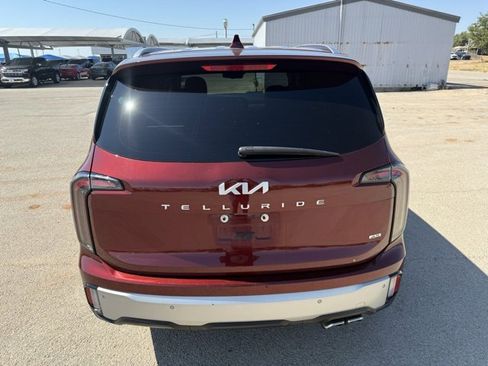 Used 2023 Kia Telluride EX image 7