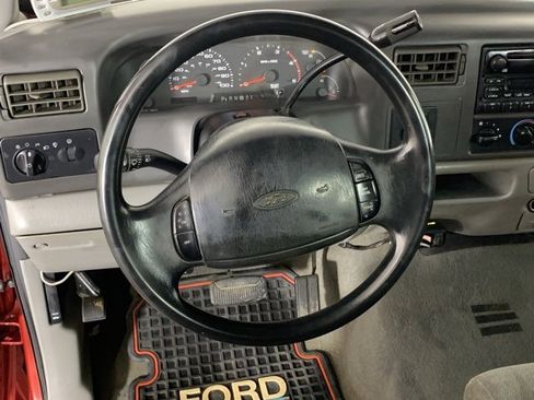 Used 2002 Ford F250 XLT image 15