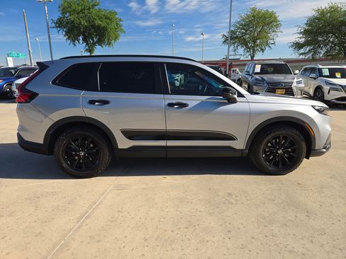 Used 2024 Honda CR-V Sport image 2