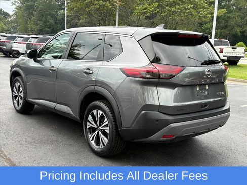Used 2023 Nissan Rogue SV AWD/4WD image 6