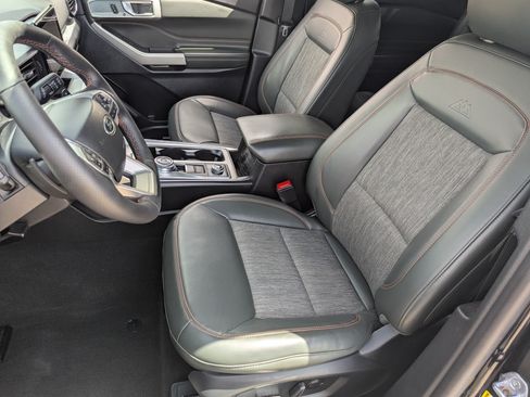 Used 2023 Ford Explorer Timberline w/ Timberline Technology Package AWD/4WD image 19