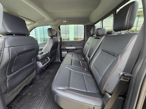 Used 2023 Ford F150 Lariat w/ Trailer Tow Package image 18