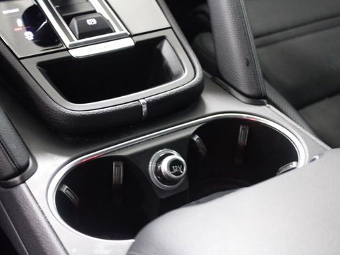 Certified 2023 Porsche Cayenne S Platinum AWD/4WD image 27