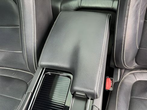 Used 2018 Jaguar F-PACE S AWD/4WD image 43